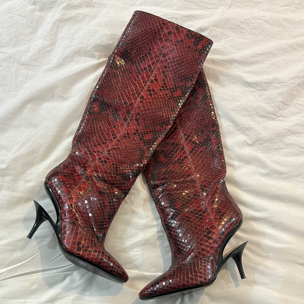 MM6 Maison Martin Margiela Red Snakeskin Heeled Boots